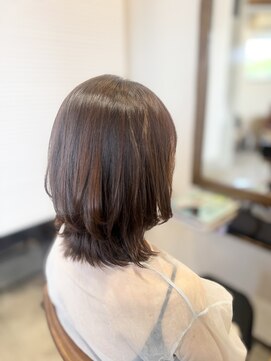 アメイロ(ameiro) ミディアムレイヤースタイル