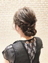 【新宿　Neolive】☆編み込みパーティスタイル☆