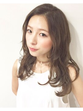 エイティエイト(88) レイヤーセミロングスタイル