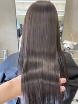 ジーニーホリエ(Geniee horie)&nbsp;Geniee horie 【艶暗髪×髪質改善ミネコラトリートメント】