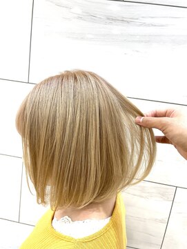 ループ(LOOP) ブロンドボブ