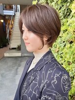 アンダーバーホワイト(_WHITE)&nbsp;大人可愛い20代30代40代インナーカラー小顔ウルフレイヤーボブ