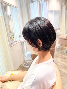 マカナ(makana) シンプルショートボブ