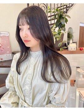 ココロクレド(COCOLO credo) 透明感グレー×さらっと質感ヘア