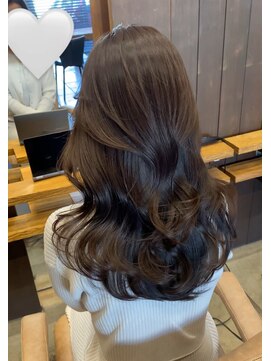 ロンドルーナ 岐阜(Lond Luna) オリーブベージュ×レイヤーカット×岐阜