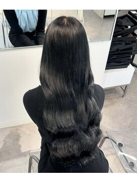 ユーフォリア 渋谷グランデ(Euphoria SHIBUYA GRANDE) ブルーブラック ブルージュ 暗髪 艶髪 YUKI