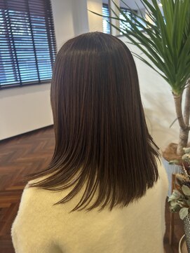 ミレナ(Milena) ツヤツヤセミロング