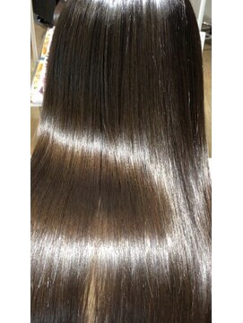 リスペクト マンボ(RESPECT MAMBO) アンブレラカラー/ウェーブパーマ/こなれミディ/前髪/豊田