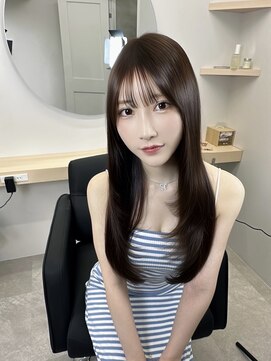 髪質改善　美髪ストレート　艶髪　前髪　韓国レイヤー　縮毛矯正