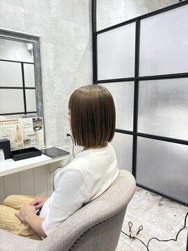 イーズ バイ インス(Yeeee.s by INCE) 白髪ぼかし/脱白髪染め/脱白髪染めハイライト/透明感