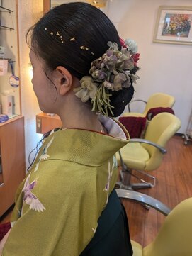 サロンドフラワー ヘアアレンジ