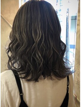 ノアズアーク(NOAH'S ARK) ナチュラルハイライトグレージュ!!