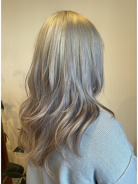 ルートヴィッヒ(Ludwig) ロング プラチナグレージュ