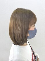 アッシュ 町田駅前通り店(Ash) ロブ モノトーンカーキカラー