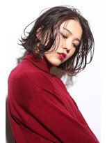 ロロ(LoLo.)&nbsp;～色っぽセンターパート～　ツヤ感大人ボブ