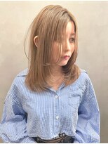 ロイ(Roi) ◎上品で可愛いくびれレイヤーカット