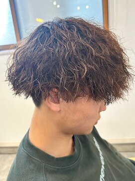 フゥ 宇都宮(FeU) 波巻きスパイラルパーマツイストパーマメンズマッシュパーマ