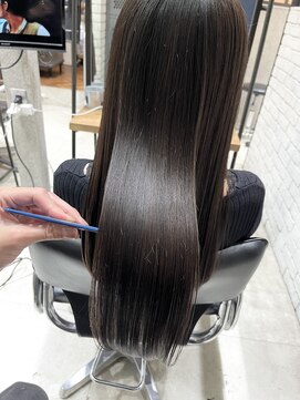 フェリア 渋谷(Feria) 艶サラストレート♪