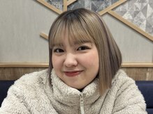 アシスタント Lyly