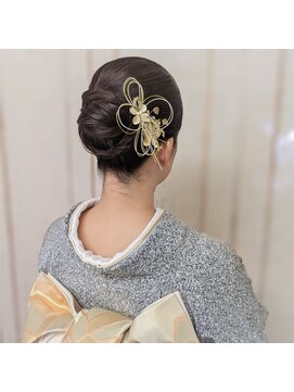 横濱ハイカラ美容院(haikara美容院) アップスタイル（シニヨン）