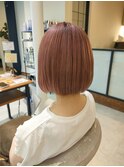 ピンクベージュ×切りっぱなしボブ