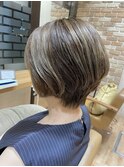 ハイライトと相性が良いショートデザイン！