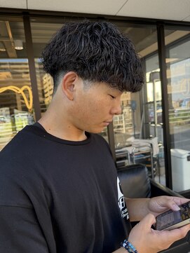 髪屋 紬 メンズ/メンズパーマ/メンズカット/波巻きパーマ