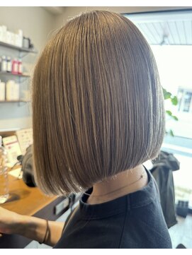 ヘアーアンドライフ ドア(hair&life Door) 王道ボブ×ハイベージュ