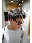 無造作 スパイキーショート スパイキーパーマ 短髪 動くショート