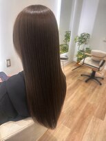 アスフィーダ(A'sfida)&nbsp;艶感ストレートロング × ナチュラルブラウン