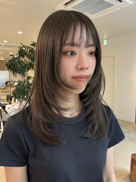 カイラ(KAILA) オリーブカラー/赤味消しカラー/顔周りレイヤー　福本