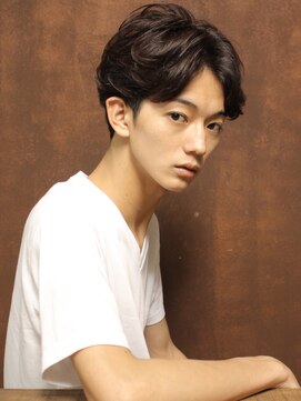 シアンデルカ(CYANDELUCCA) センターパートナチュラルパーマ