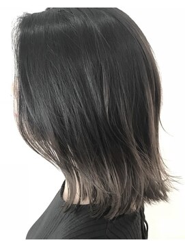 e.m.a プレミアムビューティーサロン 栄駅店(e.m.a PREMIUM BEAUTY SALON) グレージュグラデーション