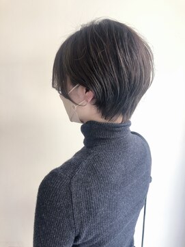 デイリリーバイアメリア 川西店(daylily by Ameria) 首元スッキリショート→白井　涼貴