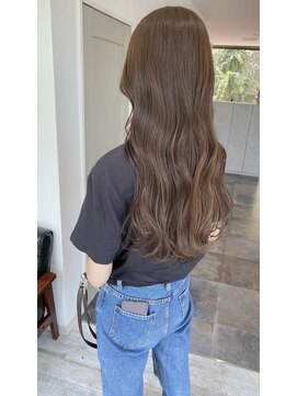 リズム(lysm) ロングヘア × ベージュカラー