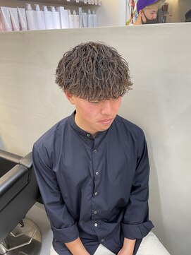 ダズルヘアラッシュ(DAZZLE hair RUSH) ツイストパーマ