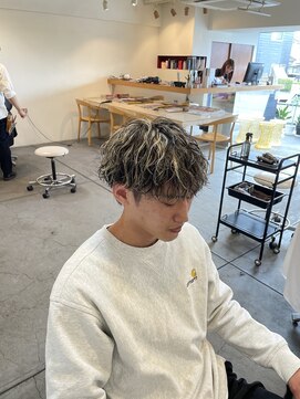 ヘア サークル ジープ 石井店(hair circle geep) 波巻きハイライト