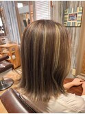 大人女性からの支持率◎.艶髪縮毛矯正＋白髪ぼかしハイライト♪