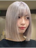 ハイトーンボブ　ホワイトブロンド