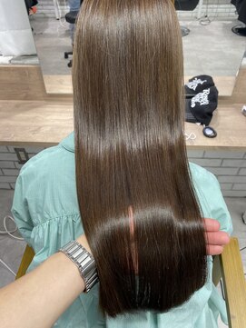 ナチュラルベージュ×インメトリィ