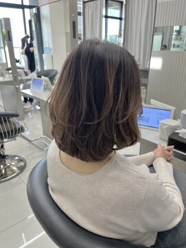 ザザ ZA/ZA 茗荷谷 大人のレイヤー/ミディアム/茗荷谷/白髪ぼかし