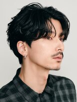 バイフィフス 原宿/表参道(by fifth) 緩め波巻きスパイラルパーマシャドウパーマメンズセンターパート