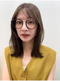 メガネでも垢抜ける 小顔見えミディ