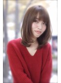 軽めミディアムロブ