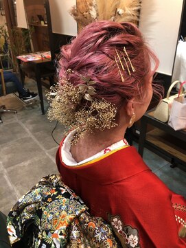 ロダ ヘアー(RODA hair) ショートでアップ風セット