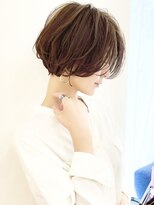 小顔カット/大人可愛い/ショートボブ/耳掛けショート/江角