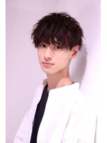 ネイビー(NAVY)&nbsp;簡単スタイリング 柔らか束感 女子ウケ パーマッシュ