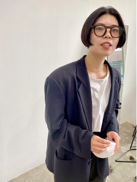 オドル(odol) 20代30代40代大人可愛い前下がりハンサムショート