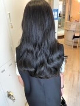 ネウィ 八王子(newi) 大人かわいいロングブルーブラック/アッシュブラック