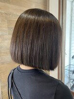 トレヘアー(tRe hair) 切りっぱなしボブ ぱつっとボブ ミディアムヘアー